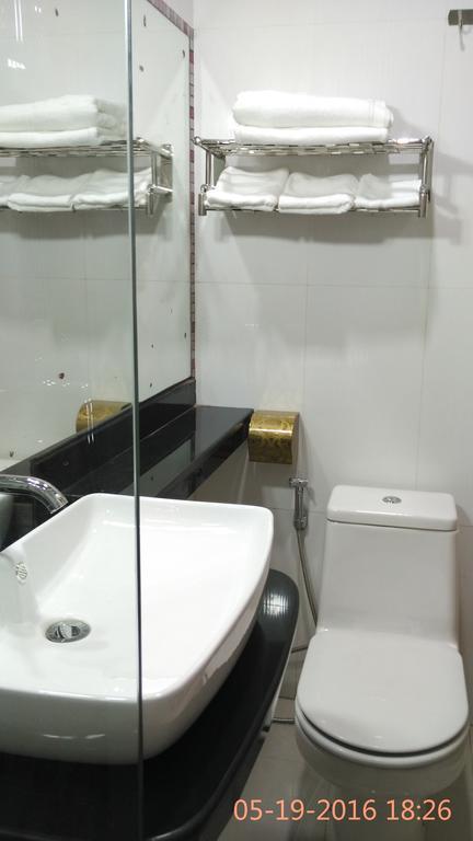 Malang City Boulevard Homestay Exterior foto