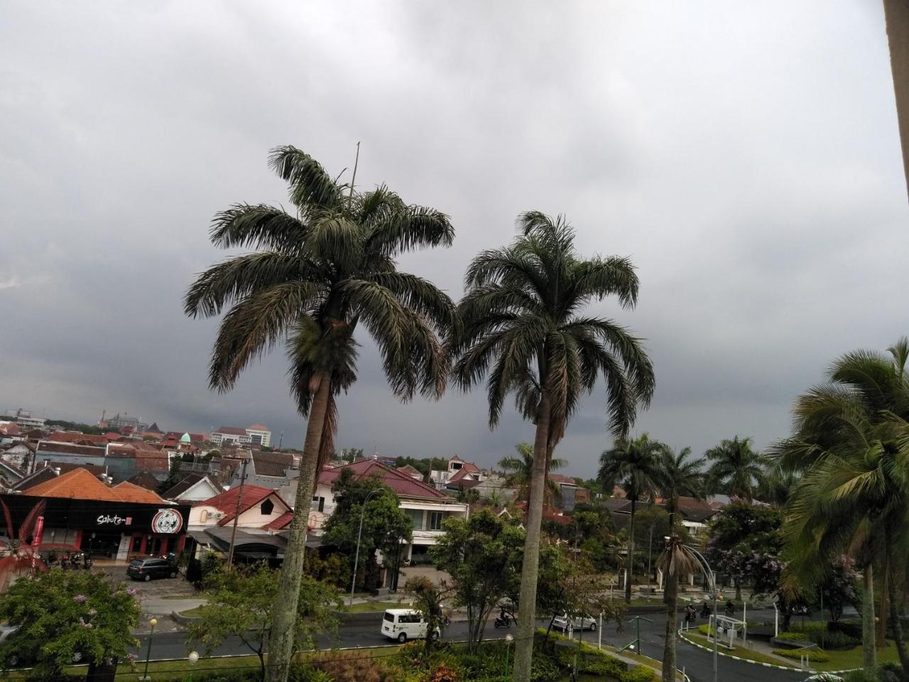 Malang City Boulevard Homestay Exterior foto